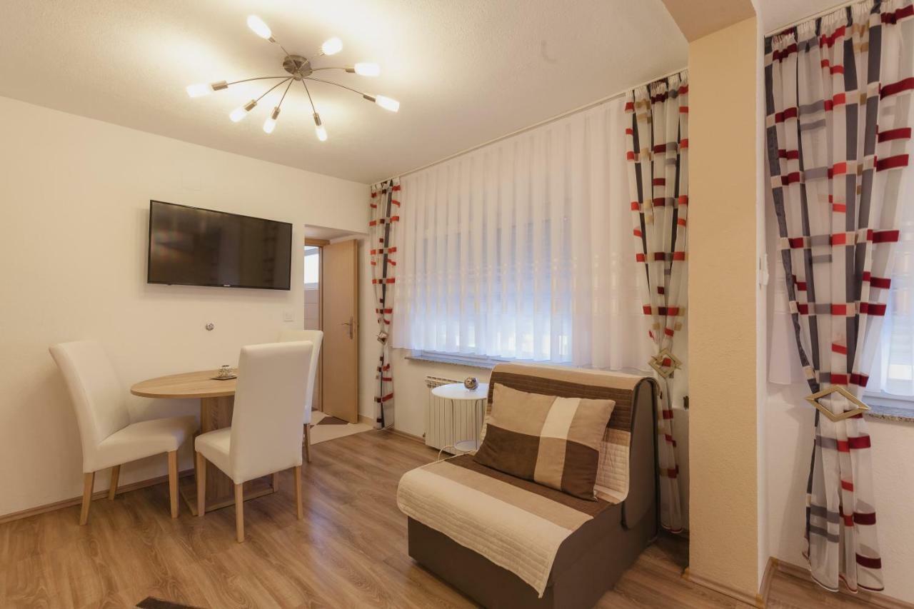 Iris Room & Apartment Slunj Eksteriør bilde