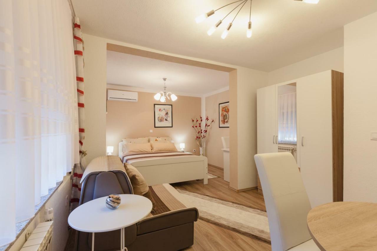Iris Room & Apartment Slunj Eksteriør bilde